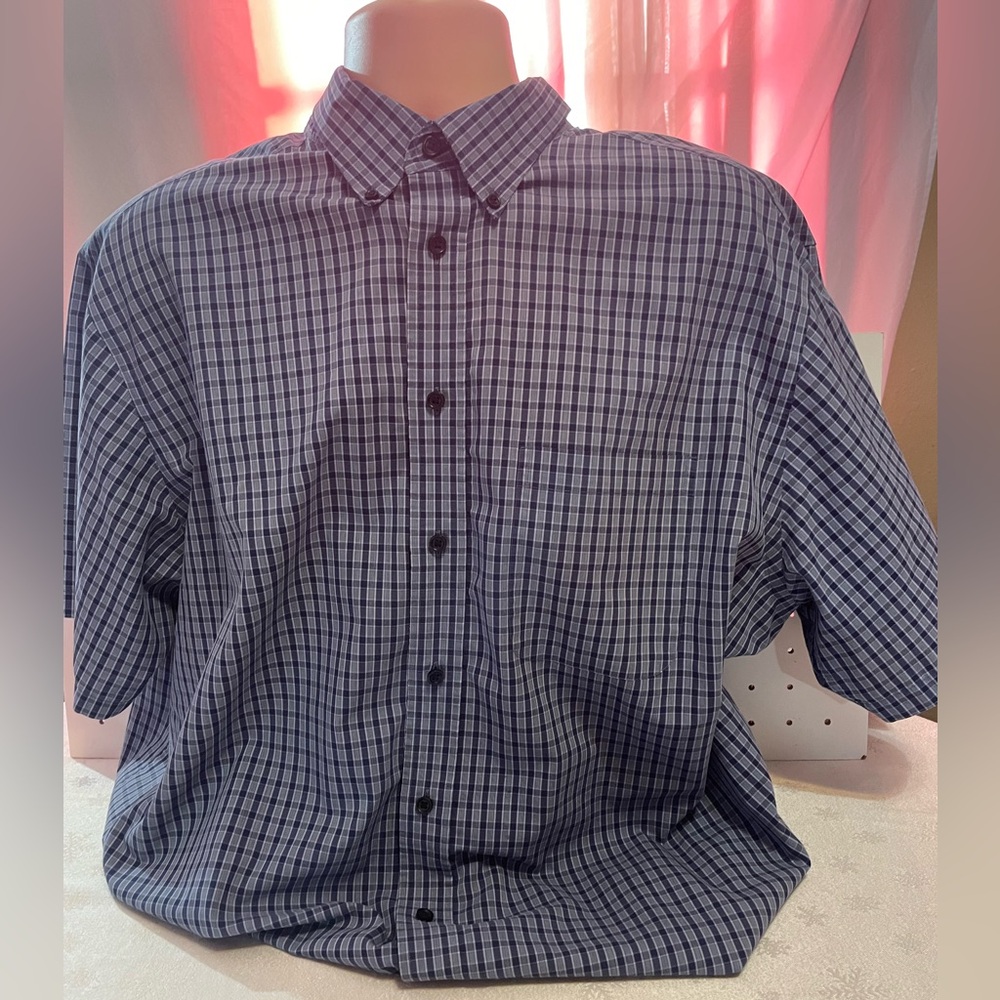 Travel Smart by Roundtree & Yorke Blue Plaid Short Sleeve Shirt